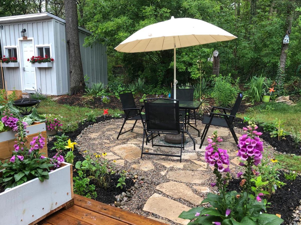 Cozy Cottage Retreat Lambton Shores Exterior foto